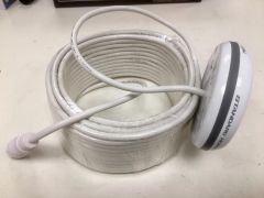 standard-horizon-gps-antenne-vast-kabel-flush-NMEA183-SCU31