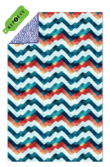reishanddoek-nami – strandlaken-nami – duurzame-handdoek – sneldrogende-handdoek – zandvrije-handdoek – eco-handdoek – gerecycled-handdoek – reprieve-handdoek – lichtgewicht-strandlaken